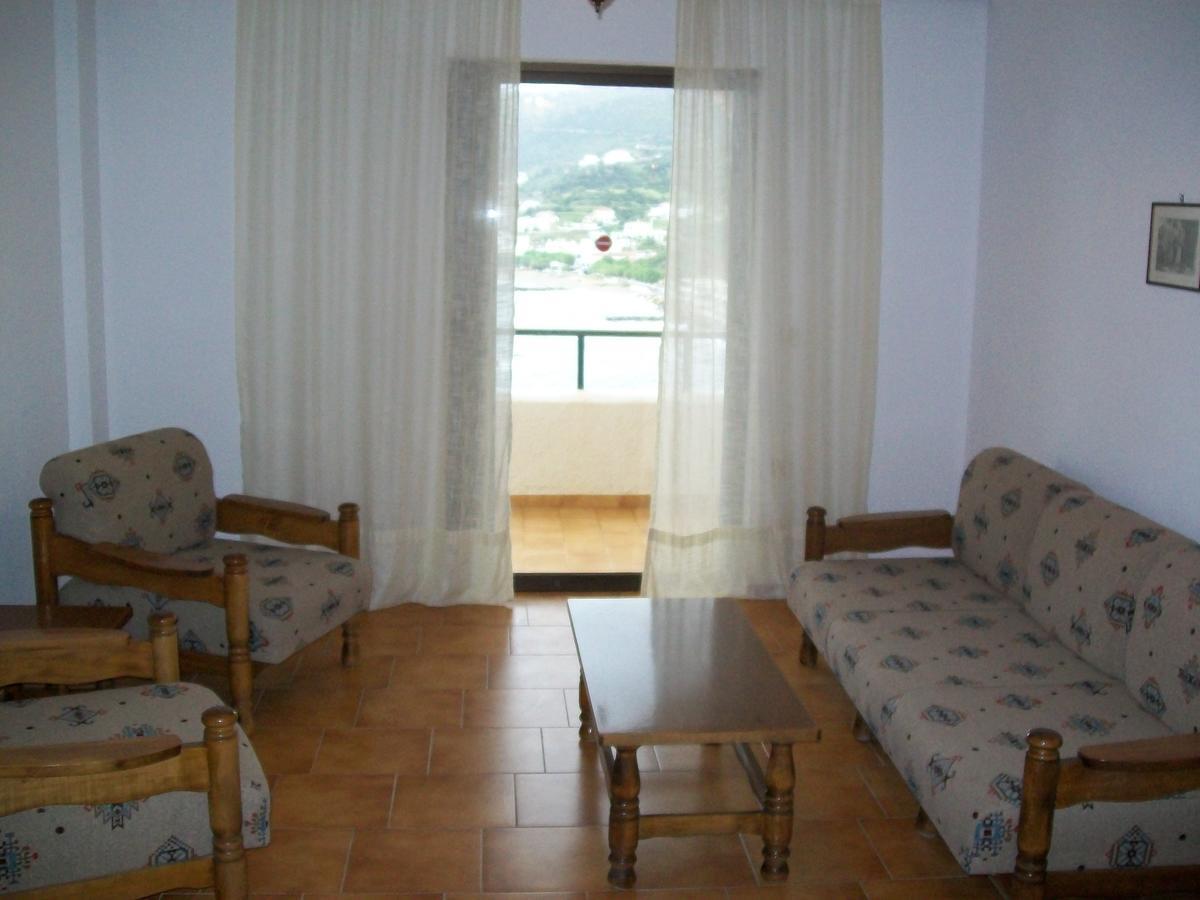 Marou Hotel Agia Pelagia  Екстериор снимка